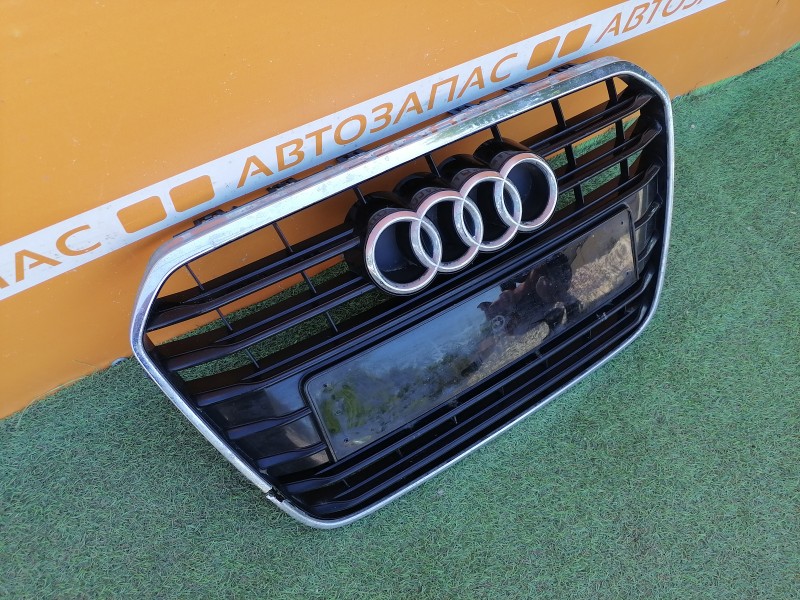 Audi A6 C7 решетка радиатора деф