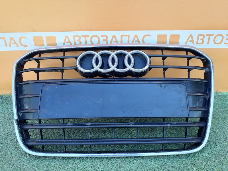 Audi A6 C7 решетка радиатора деф