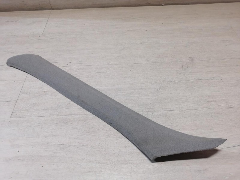 BMW E34 обшивка передней стойки верхняя левая