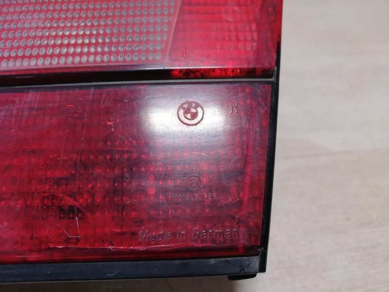 BMW E34 фонарь в крышку багажника правый