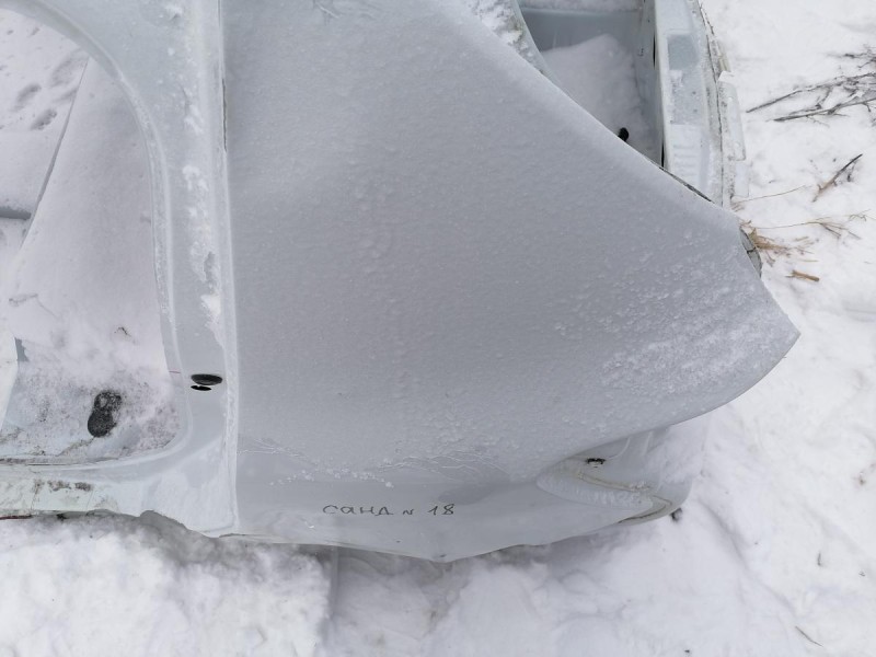 Sandero №18 крыло заднее левое деф