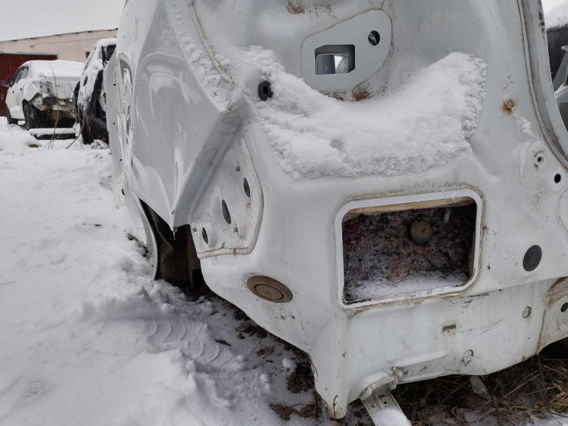 Sandero №18 крыло заднее левое деф