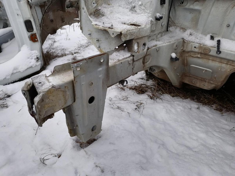 Sandero №18 лонжерон правый