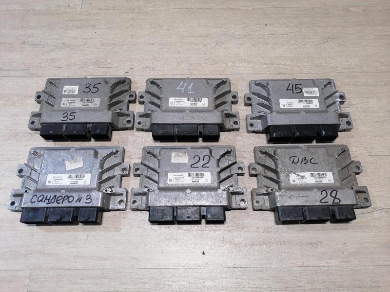 Sandero №3 блок управления двигателем ЭБУ ДВС мозги 16 кл акпп