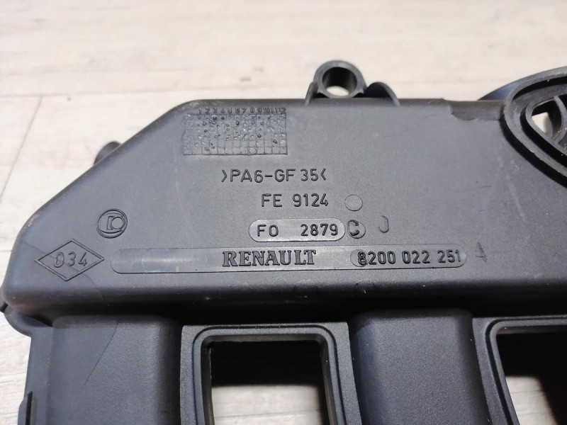 Sandero №3 коллектор впускной 16 кл