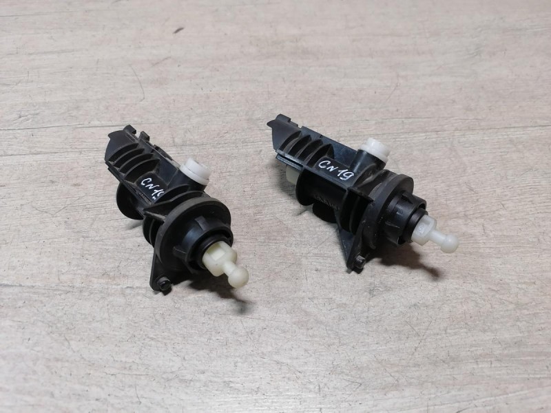 Sandero 2 корректор фар до рест