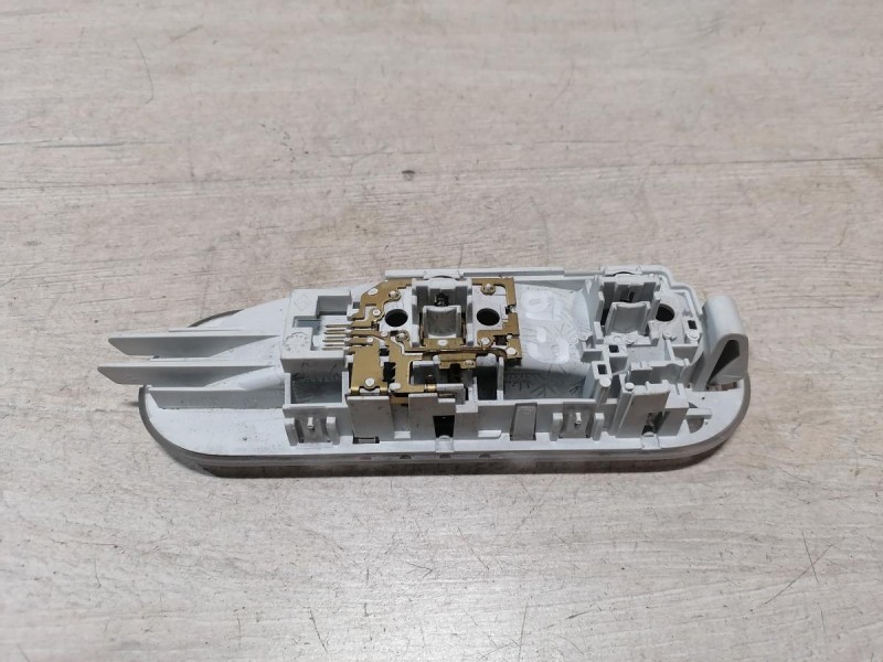 Sandero 2 плафон салона