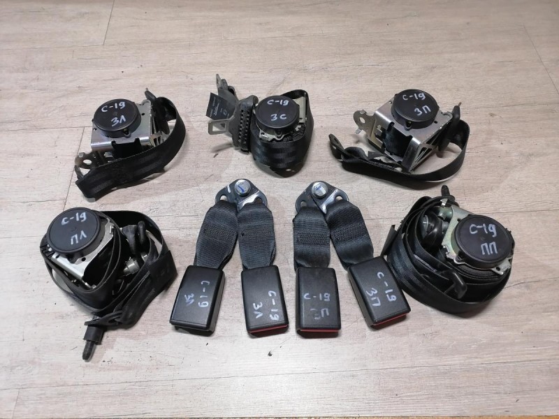 Sandero 2 ремень безопасности передний левый