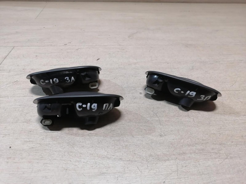 Sandero 2 ручка двери внутренняя правая текстура