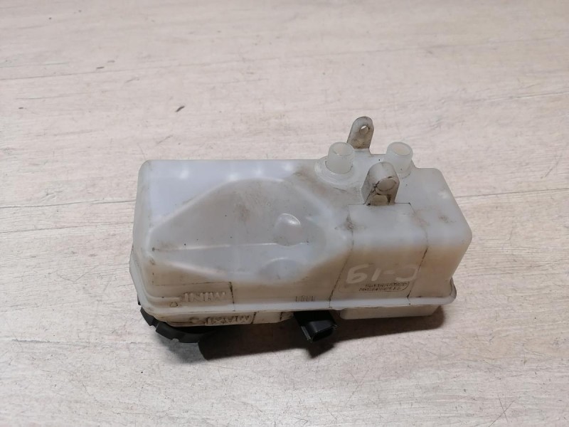 Sandero 2 бачок тормозного цилиндра