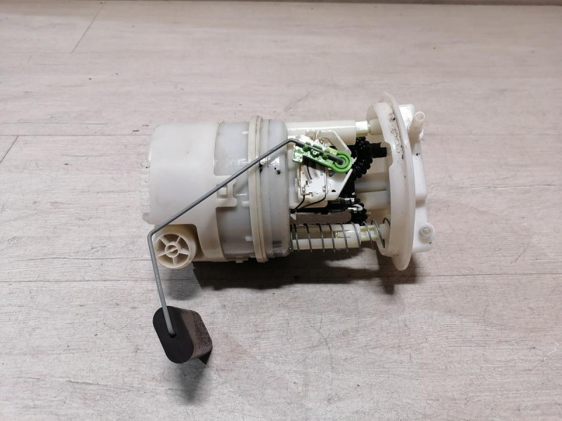 Sandero 2 бензонасос