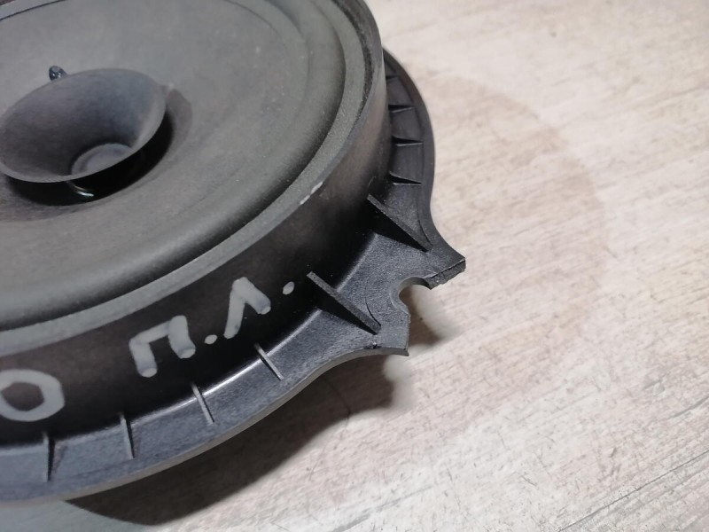 Sandero 2 динамик передний