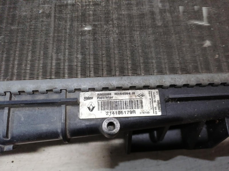 Sandero №4 радиатор охлаждения двигателя деф