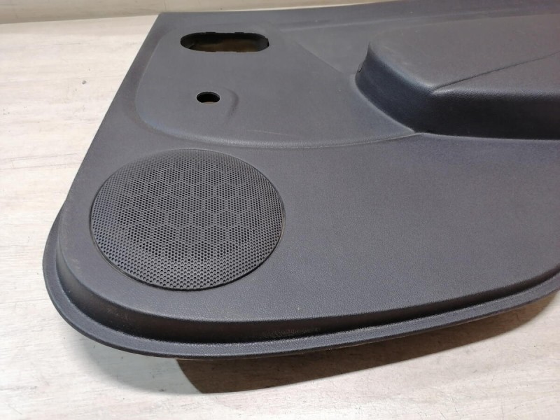 Sandero 1 обшивка двери задняя правая мех