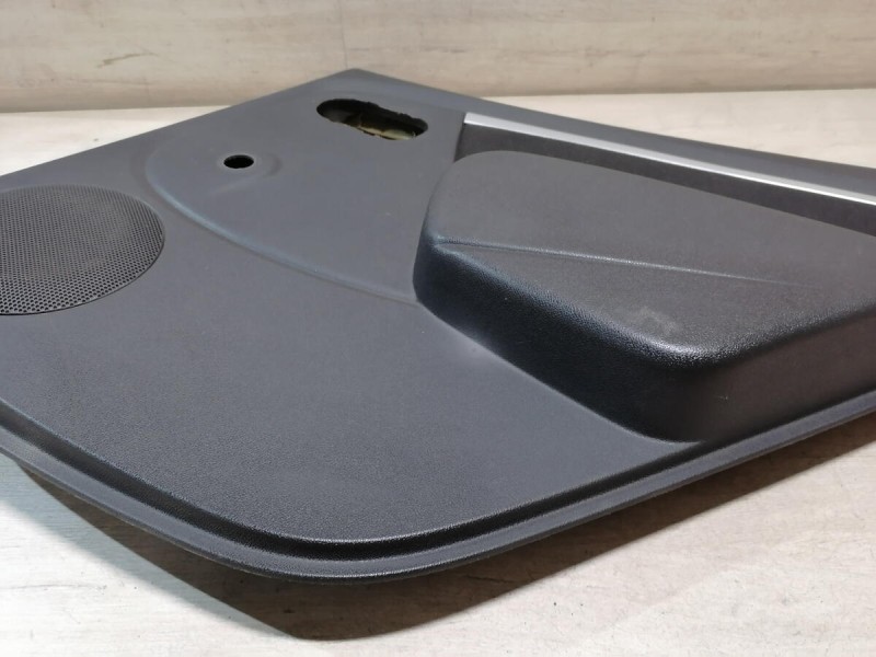 Sandero 1 обшивка двери задняя правая мех