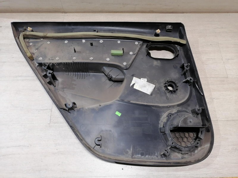 Sandero 1 обшивка двери задняя правая мех