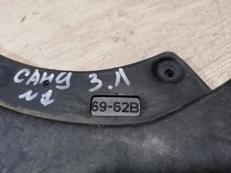 Sandero №7 брызговик задний левый