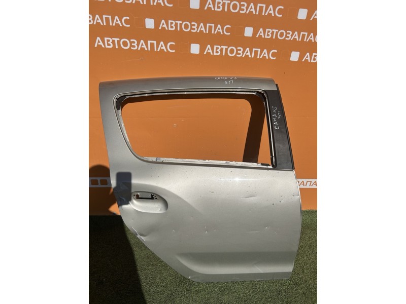 Sandero №8 дверь задняя правая деф