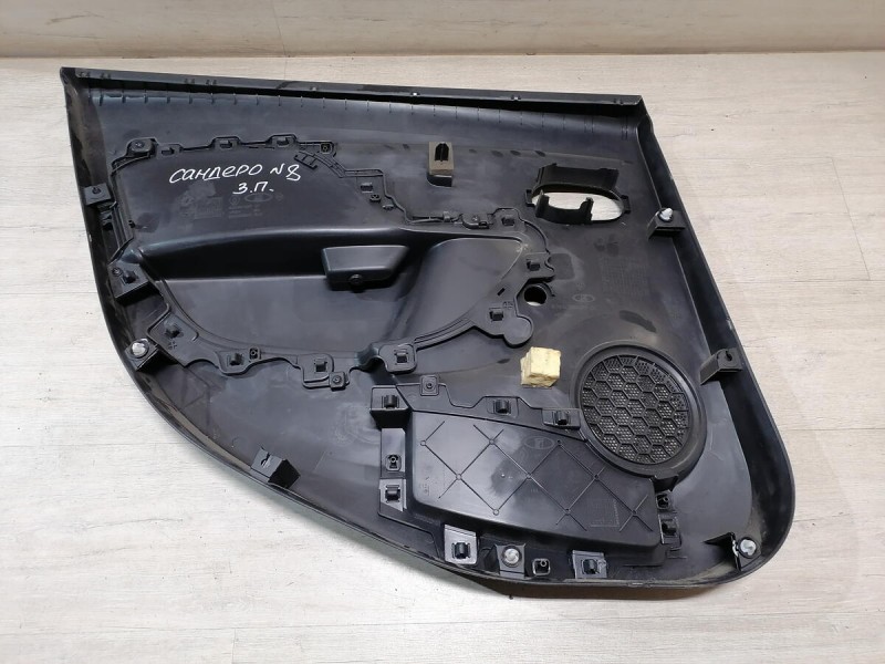 Sandero 2 обшивка двери задняя правая мех деф