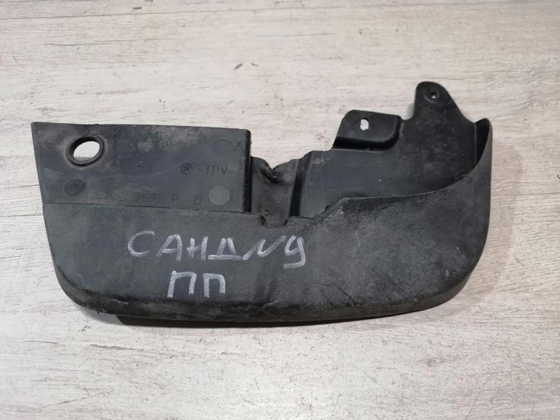 Sandero №9 брызговик передний правый степвей деф