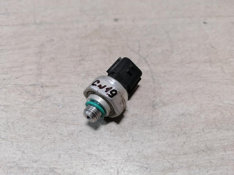 Sandero 2 датчик кондиционера