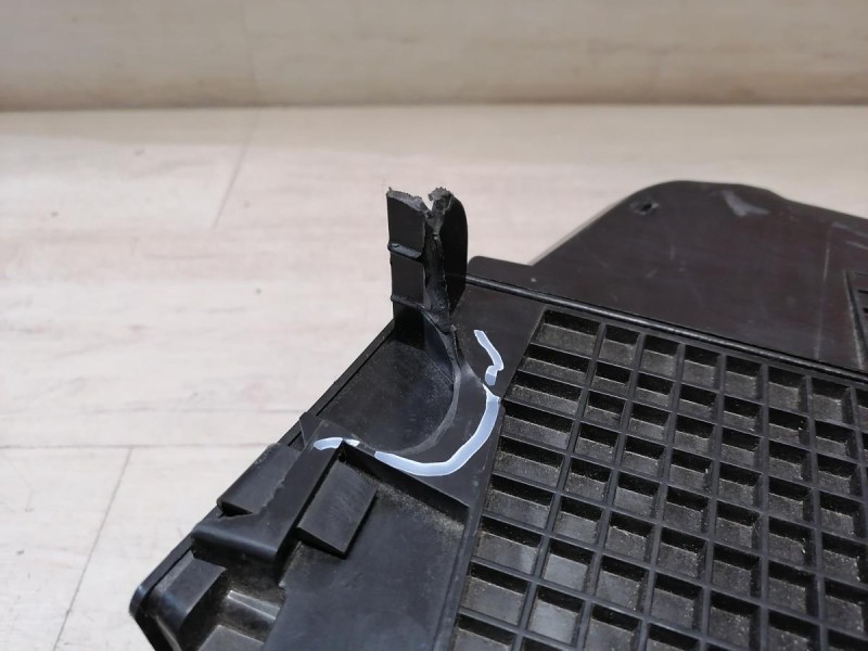 Sandero №9 корпус воздушного фильтра H4M деф