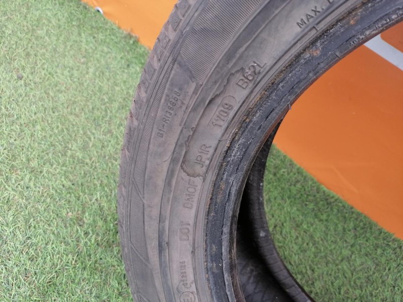 Sandero №9 шина 205/55 r16 данлоп зима липучка плохая