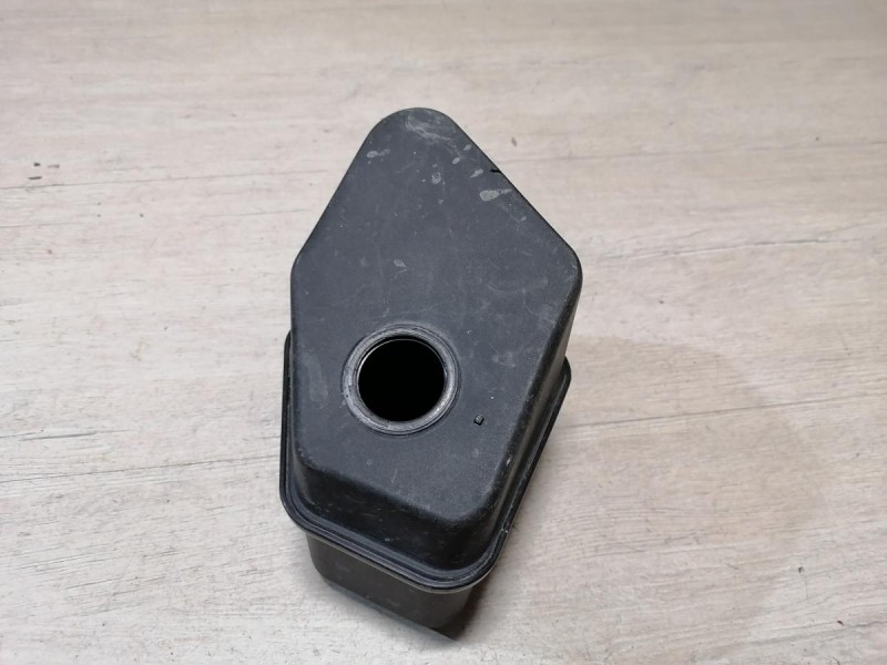 Santa Fe резонатор воздушного фильтра