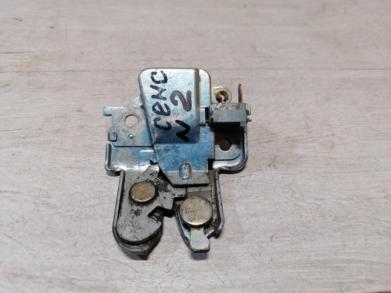 Sens №2 замок багажника