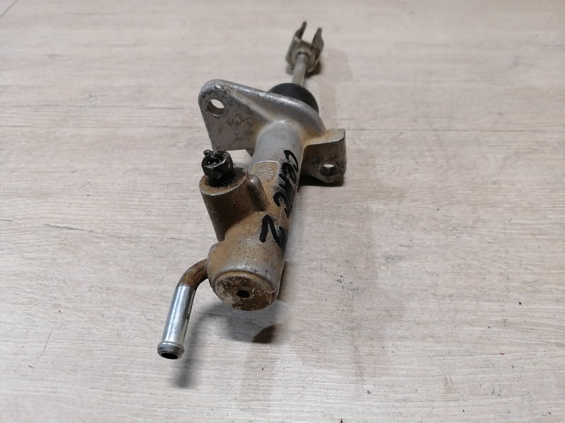 Sens №2 цилиндр сцепления главный