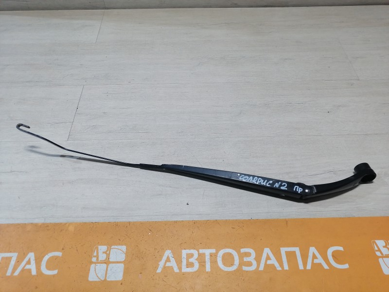 Solaris П поводок дворника правый