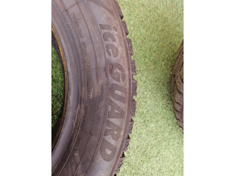 Solaris П шина 185/65 R15 зима екохама шипы деф
