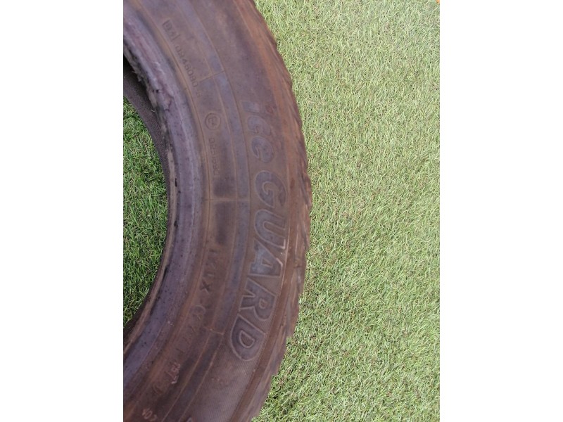 Solaris П шина 185/65 R15 зима екохама шипы деф