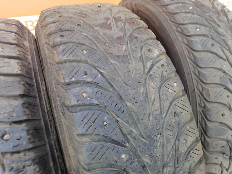 Solaris П шина 185/65 R15 зима екохама шипы деф