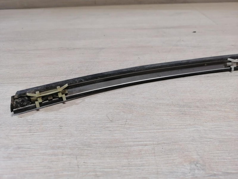 Sonata №1 молдинг крыши правый