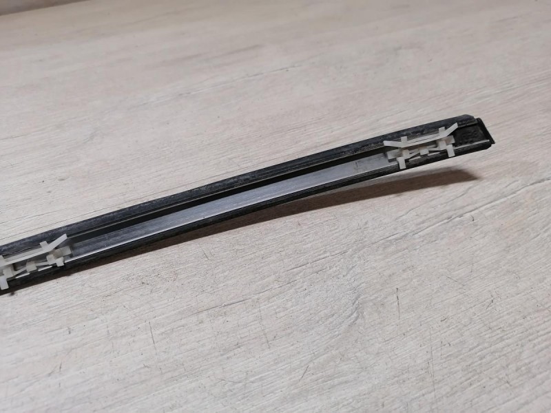 Sonata №1 молдинг крыши правый