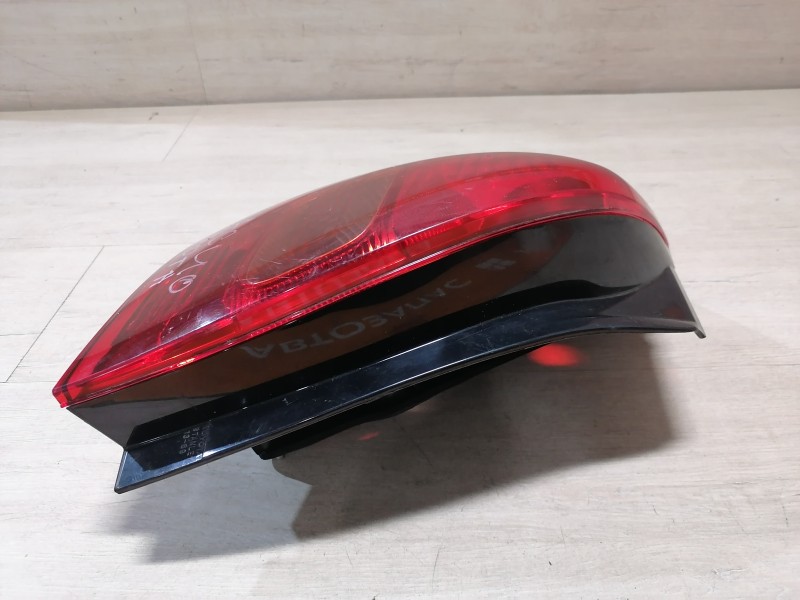 Spacio фонарь левый