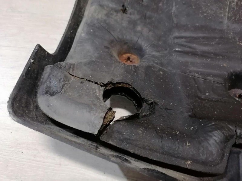 Spectra №1 крышка двигателя декоративная деф