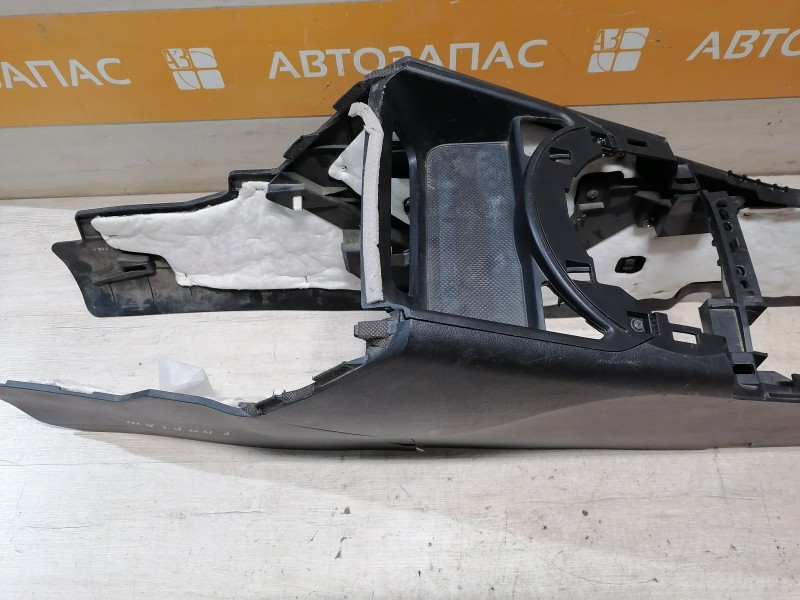 Sportage 3 консоль центральная подлокотник