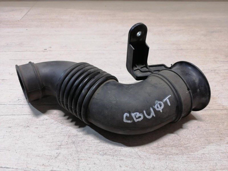 Swift патрубок корпуса воздушного фильтра воздухозаборник