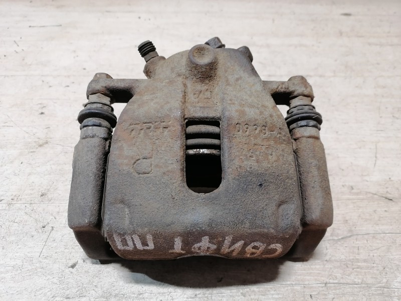 Swift суппорт передний правый