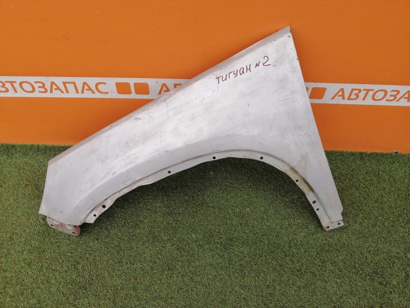 Tiguan №2 крыло переднее левое деф