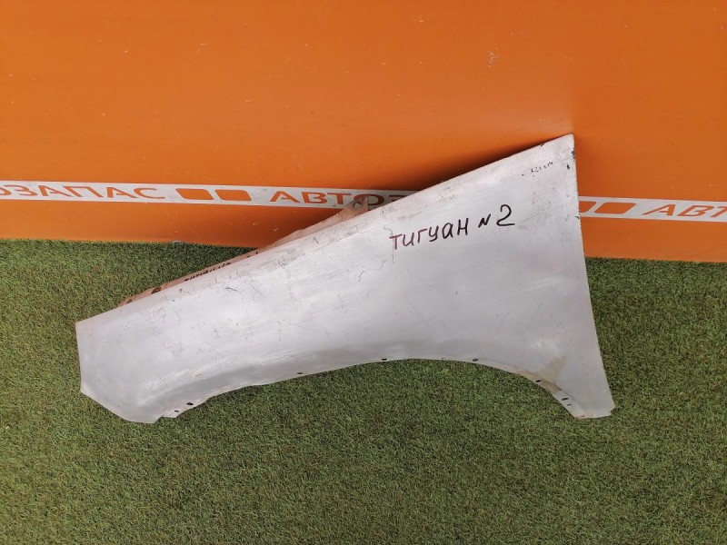 Tiguan №2 крыло переднее левое деф