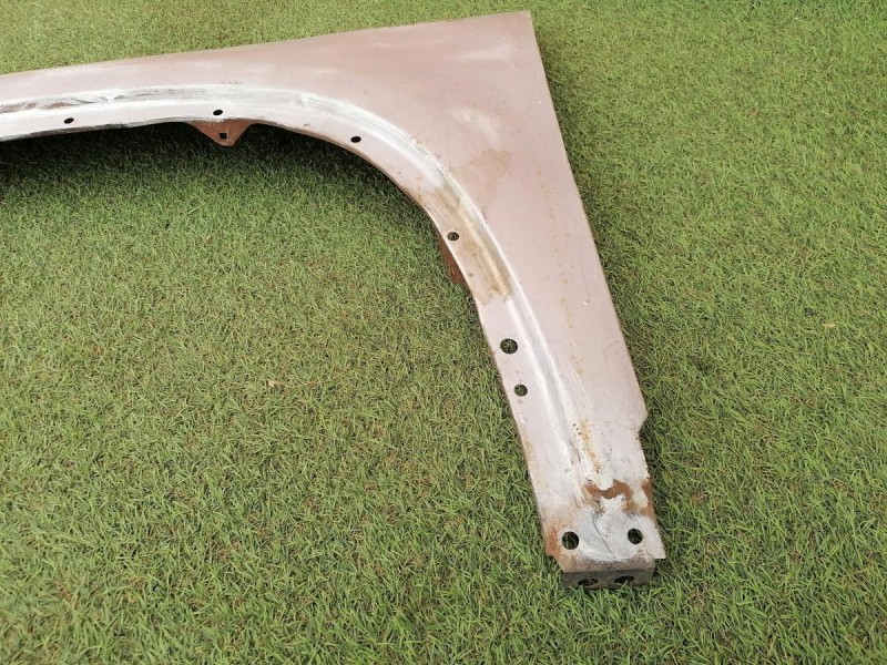 Tiguan №2 крыло переднее левое деф