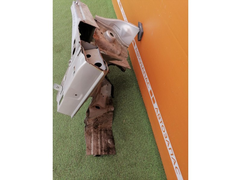 Tiguan №2 лонжерон левый деф