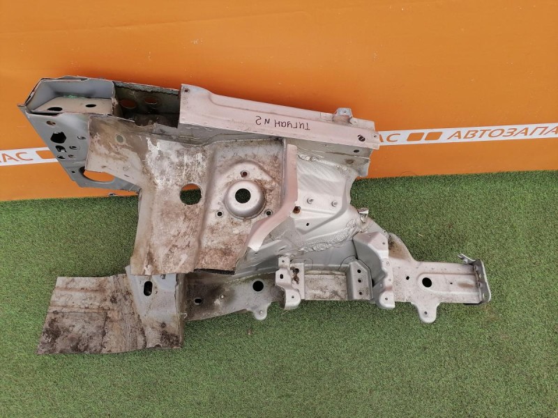 Tiguan №2 лонжерон левый деф