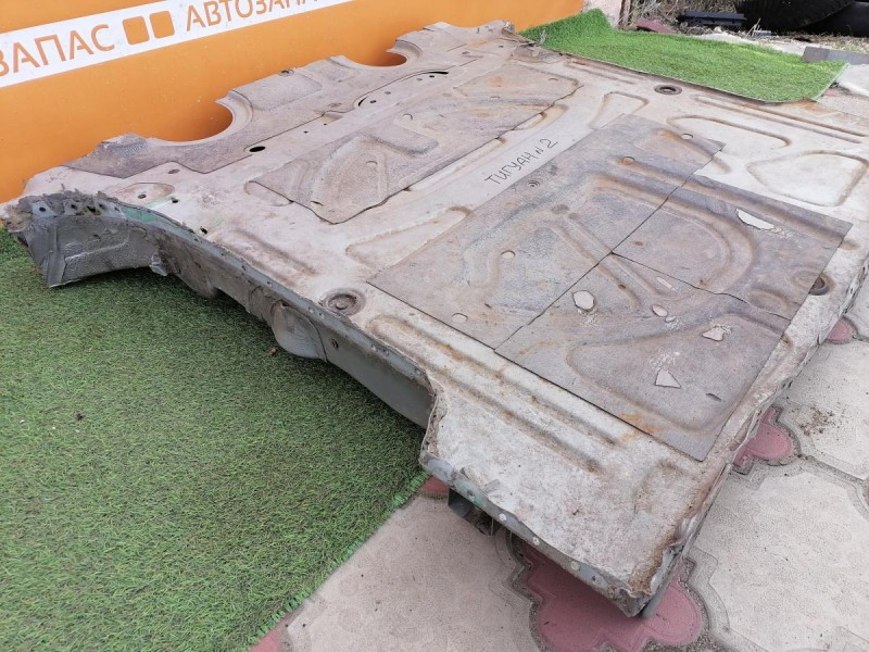 Tiguan №2 ниша под запаску