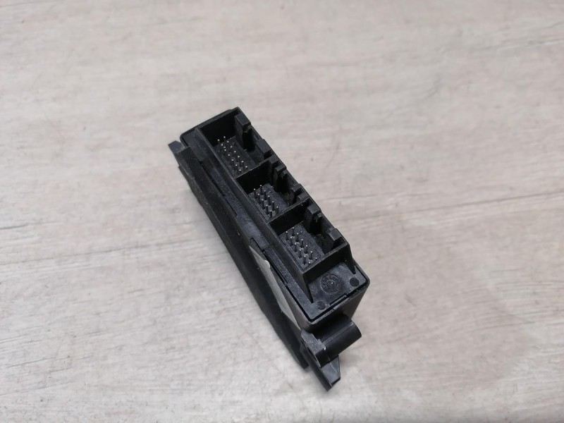 Tiguan №3 блок управления парктрониками