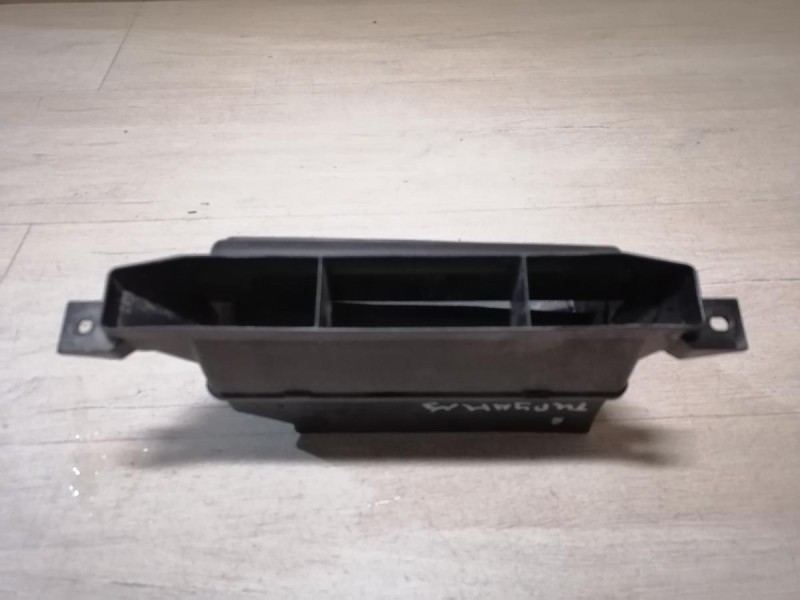Tiguan №3 воздухозаборник 1k0805962