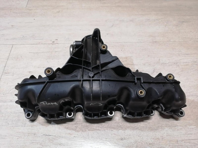 Tiguan №3 коллектор впускной